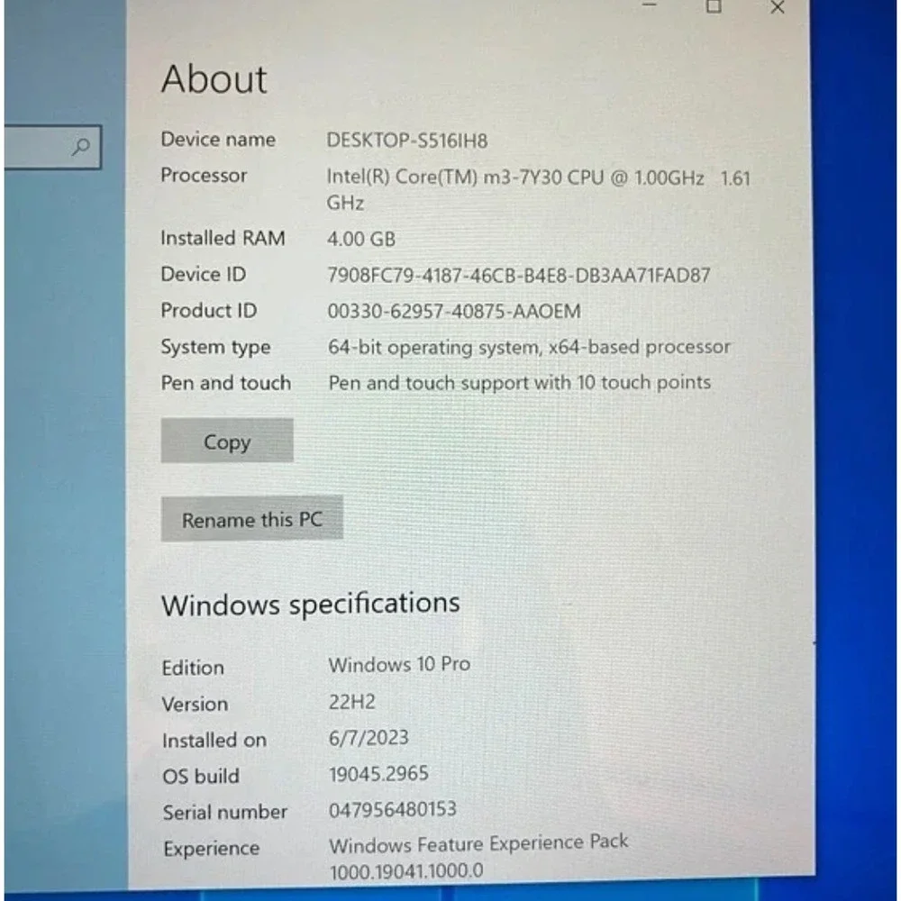 Microsoft Surface Pro 5 (Model 1796) – Intel‎ Core m3, 4GB RAM, 128GB SSD, 12.3